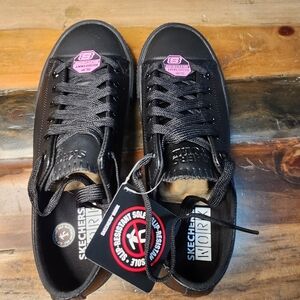 Sketchers Women's Gibson Hardwood Slip-resistance Sneakers Black Size 8.5